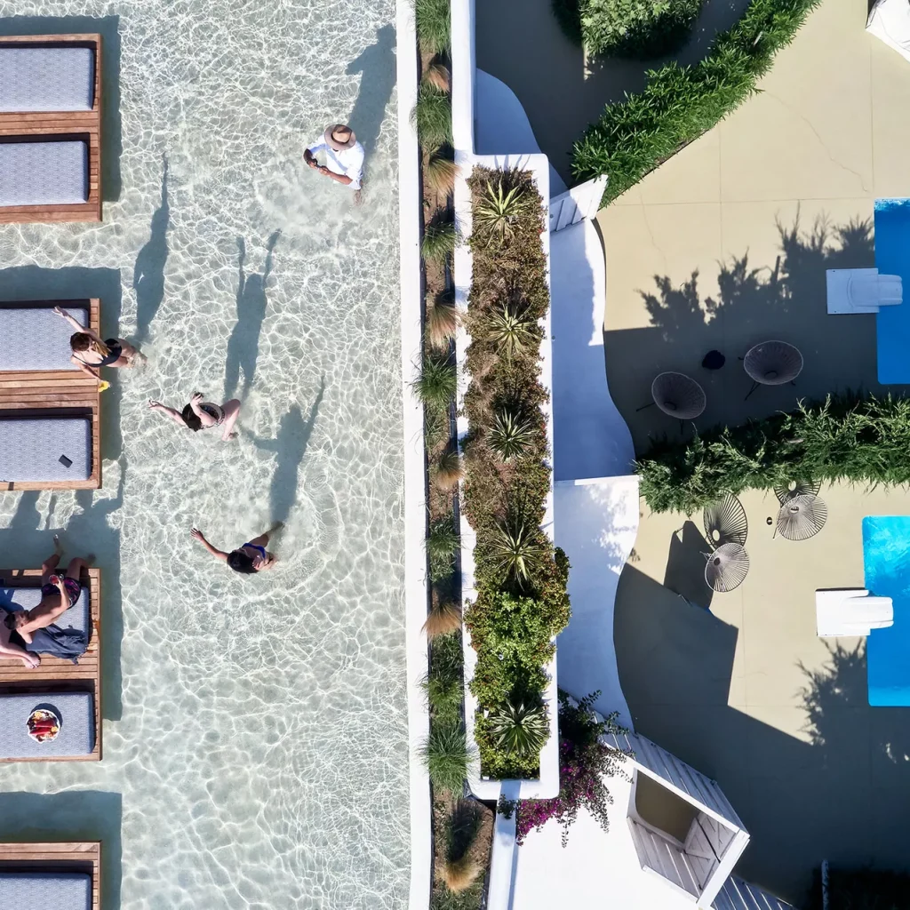 naxian utopia luxury suites & villas-vivestia | risk-free villas, hotels and cruises in vr