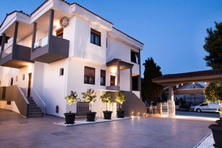 Acrotel Lily Ann Village