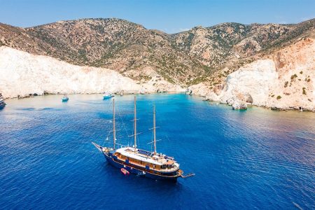 Greek Cruises - Jewels of the Cyclades - Galileo-Vivestia | Risk-Free Villas, Hotels and Cruises in VR